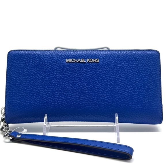 Michael Kors Handbags - Michael Kors Jet Set Travel Large Leather Continental Wallet Galaxy Blue